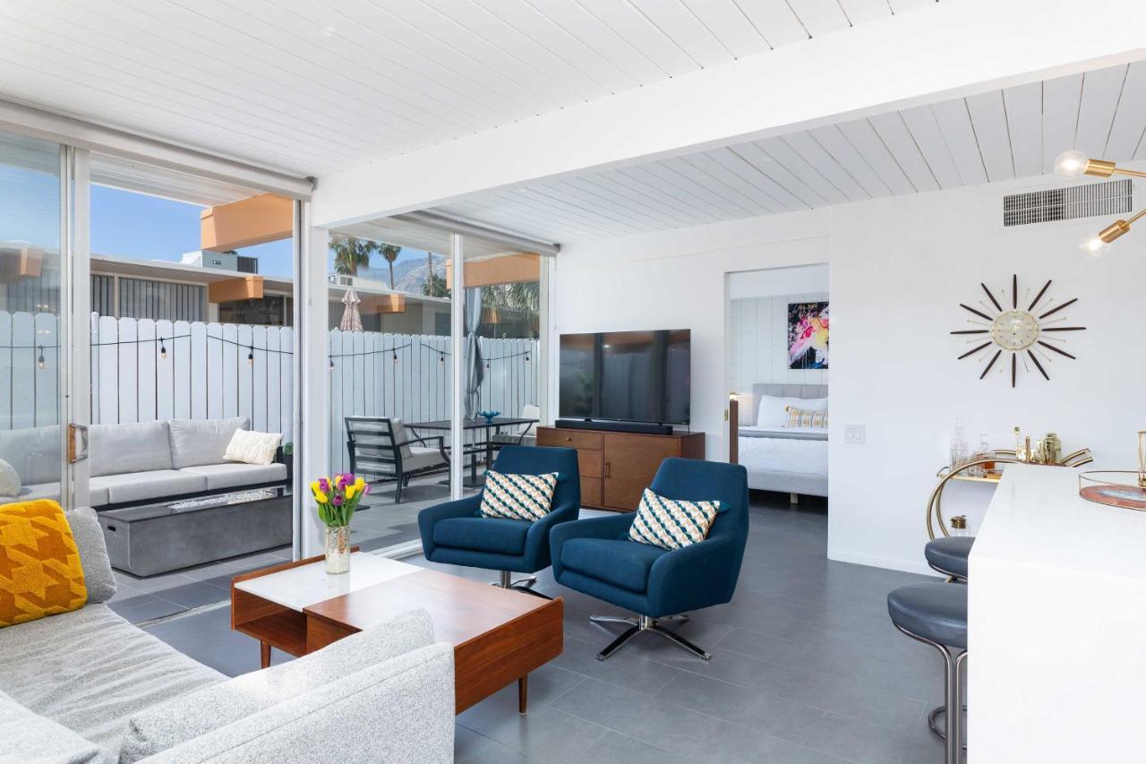Mid-Century Palm Springs Bungalow With Patio! Exteriör bild