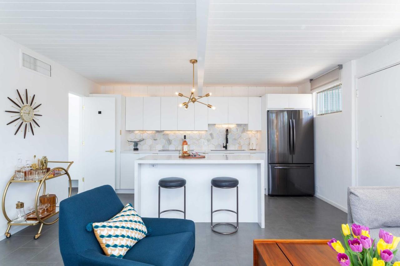 Mid-Century Palm Springs Bungalow With Patio! Exteriör bild