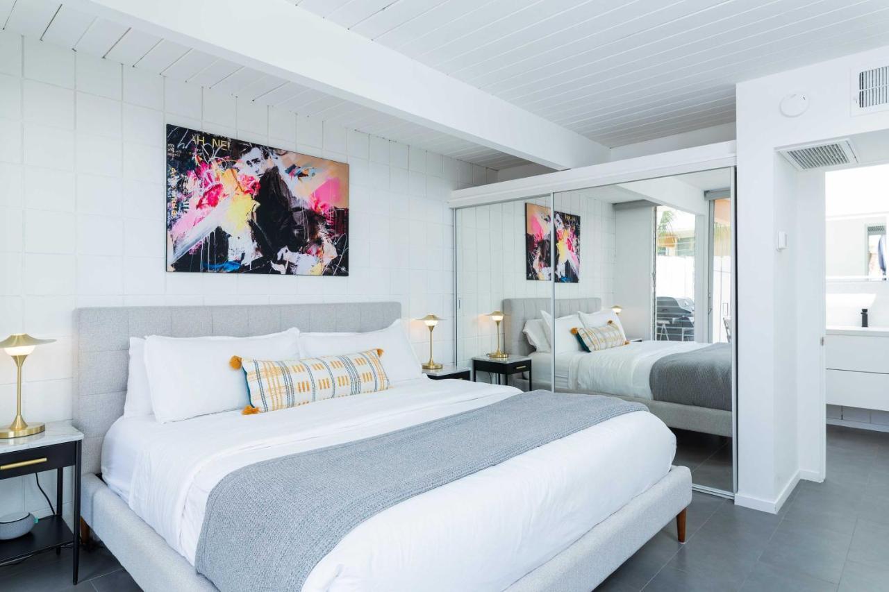 Mid-Century Palm Springs Bungalow With Patio! Exteriör bild