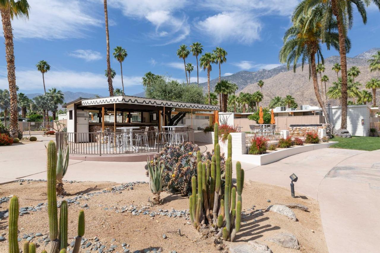 Mid-Century Palm Springs Bungalow With Patio! Exteriör bild